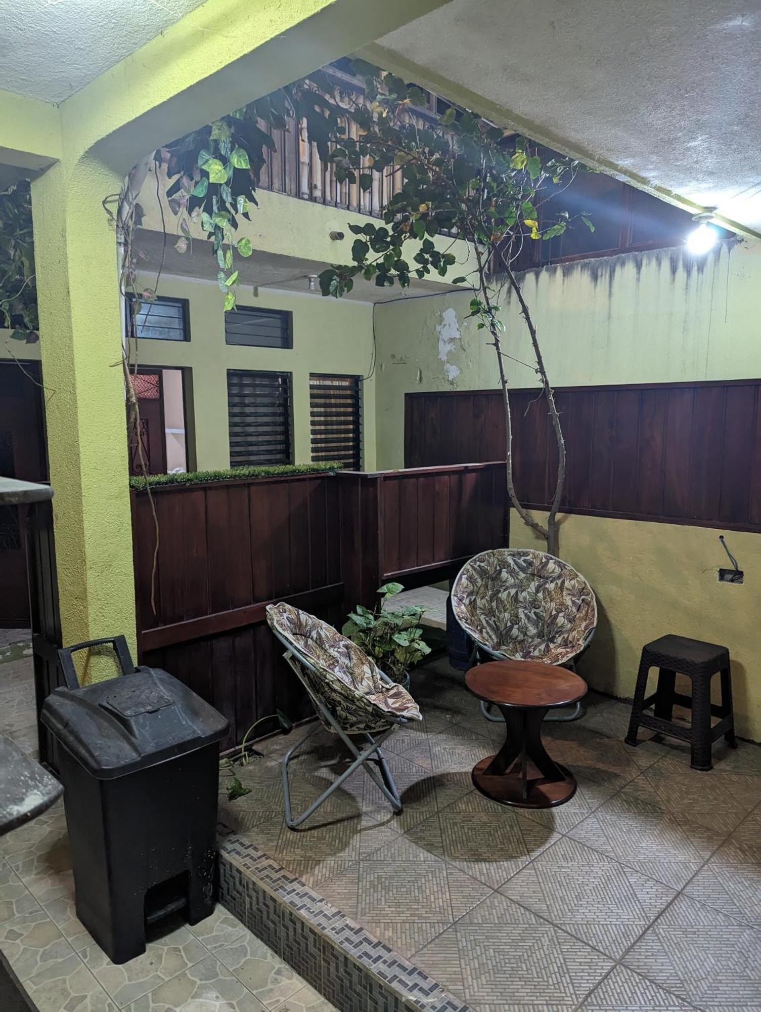 Апартаменты Casa Gonzalez Сантьяго-Атитлан Экстерьер фото