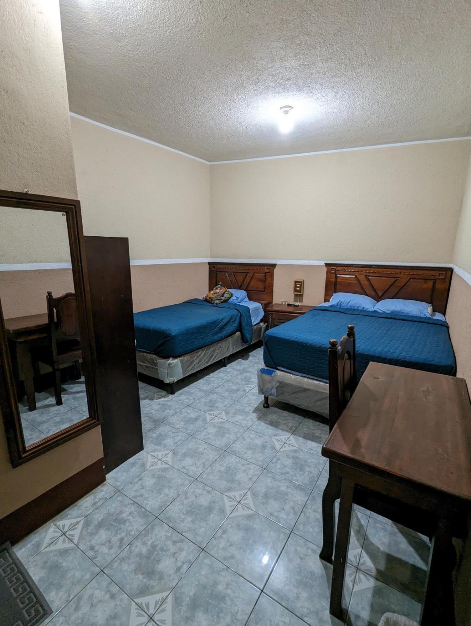 Апартаменты Casa Gonzalez Сантьяго-Атитлан Экстерьер фото